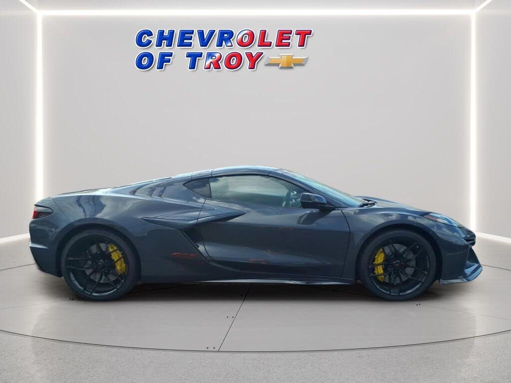 2027 Chevrolet Corvette Z06 1LZ Coupe RWD photo 8