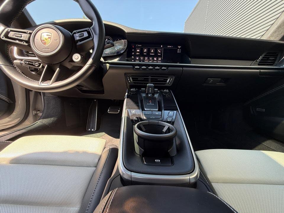 2022 Porsche 911 Turbo Coupe AWD photo 16 of 24