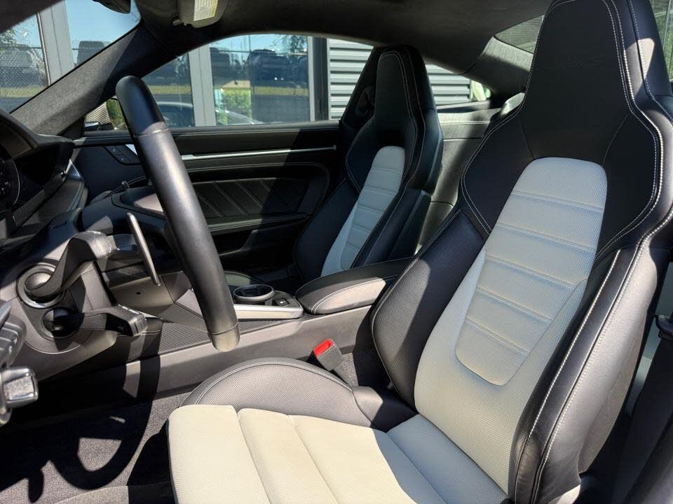 2022 Porsche 911 Turbo Coupe AWD photo 5 of 24