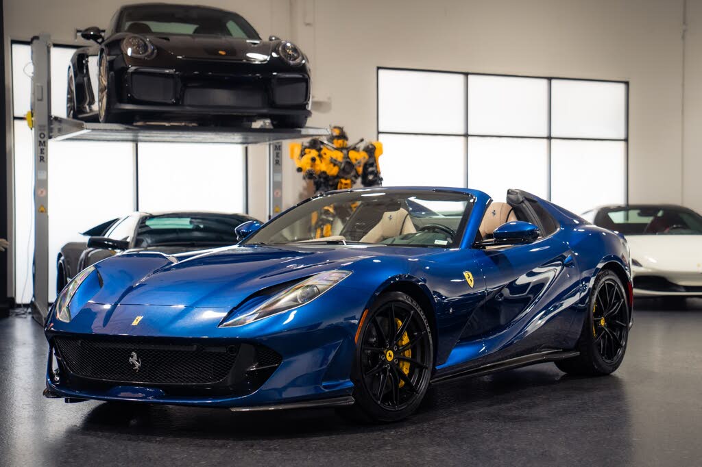 2021 Ferrari 812 GTS RWD