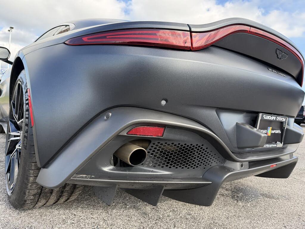 2021 Aston Martin Vantage Coupe RWD photo 11