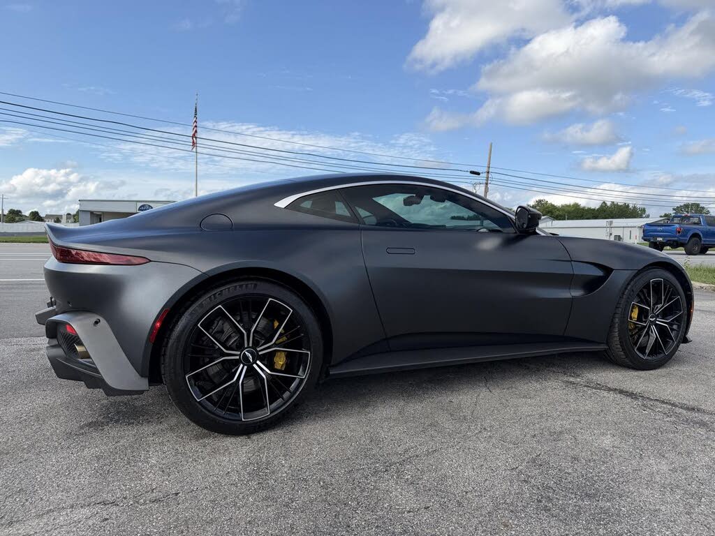 2021 Aston Martin Vantage Coupe RWD photo 15