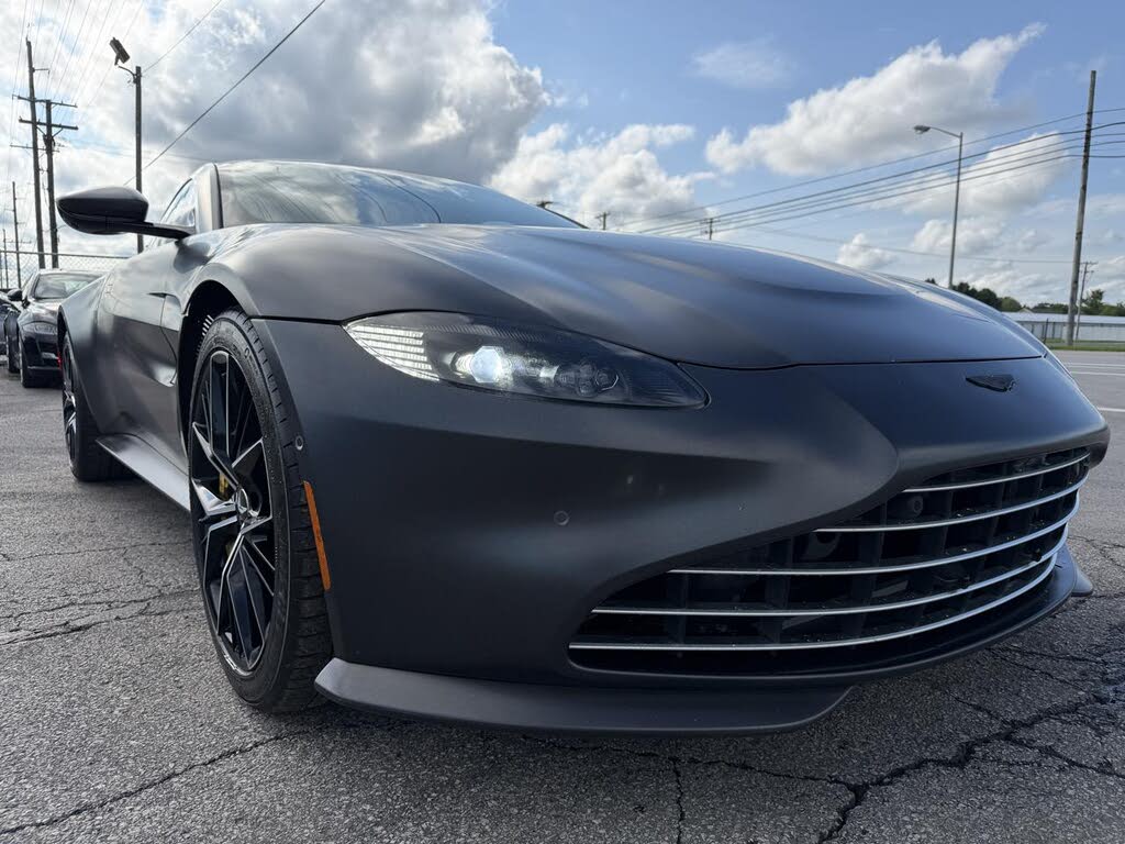 2021 Aston Martin Vantage Coupe RWD photo 18