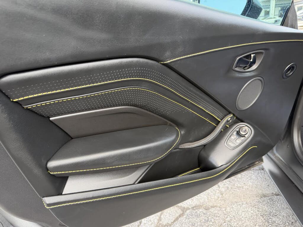 2021 Aston Martin Vantage Coupe RWD photo 21