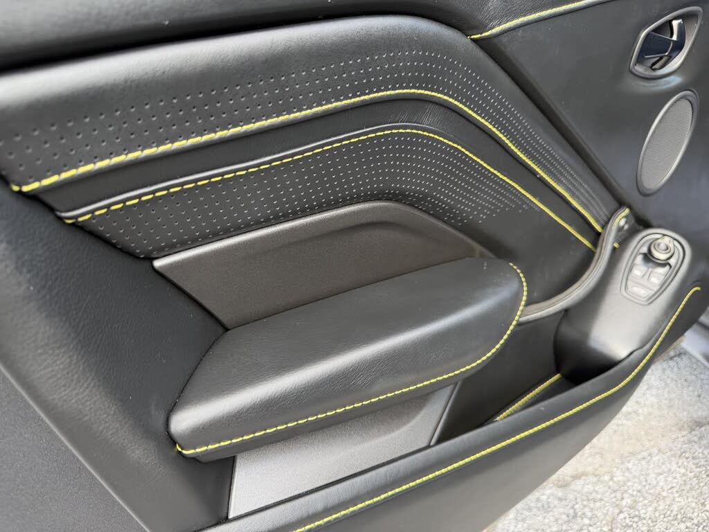 2021 Aston Martin Vantage Coupe RWD photo 22