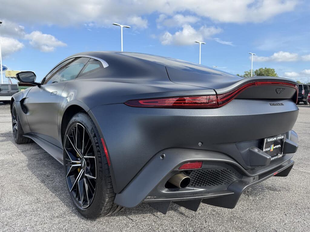 2021 Aston Martin Vantage Coupe RWD photo 9