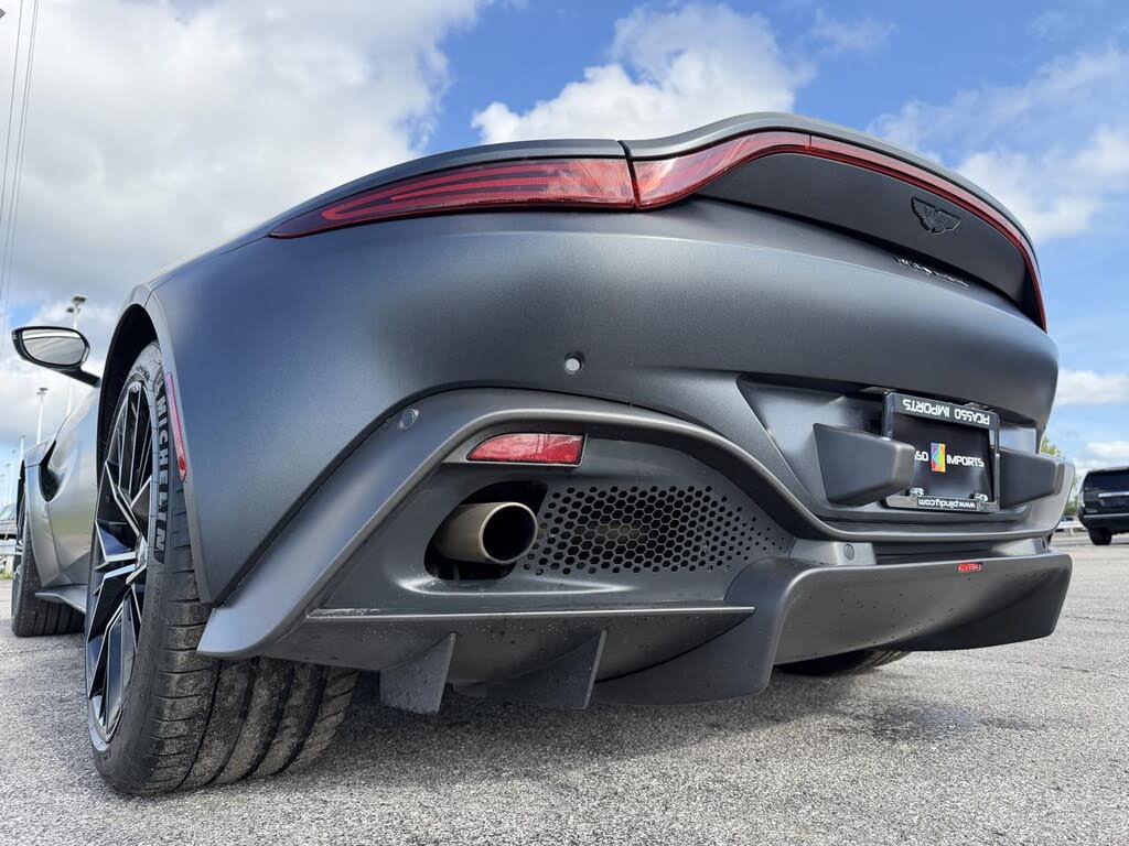 2021 Aston Martin Vantage Coupe RWD photo 10