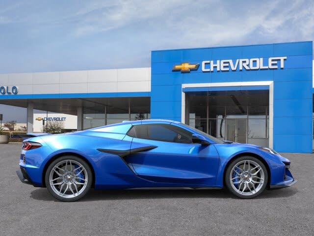 2026 Chevrolet Corvette Z06 2LZ Convertible RWD photo 5 of 24