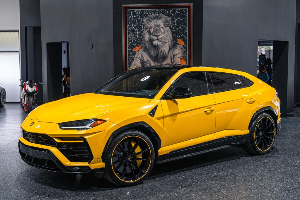 2021 Lamborghini Urus AWD