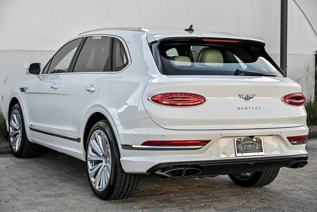 2023 Bentley Bentayga Azure V8 AWD photo 11