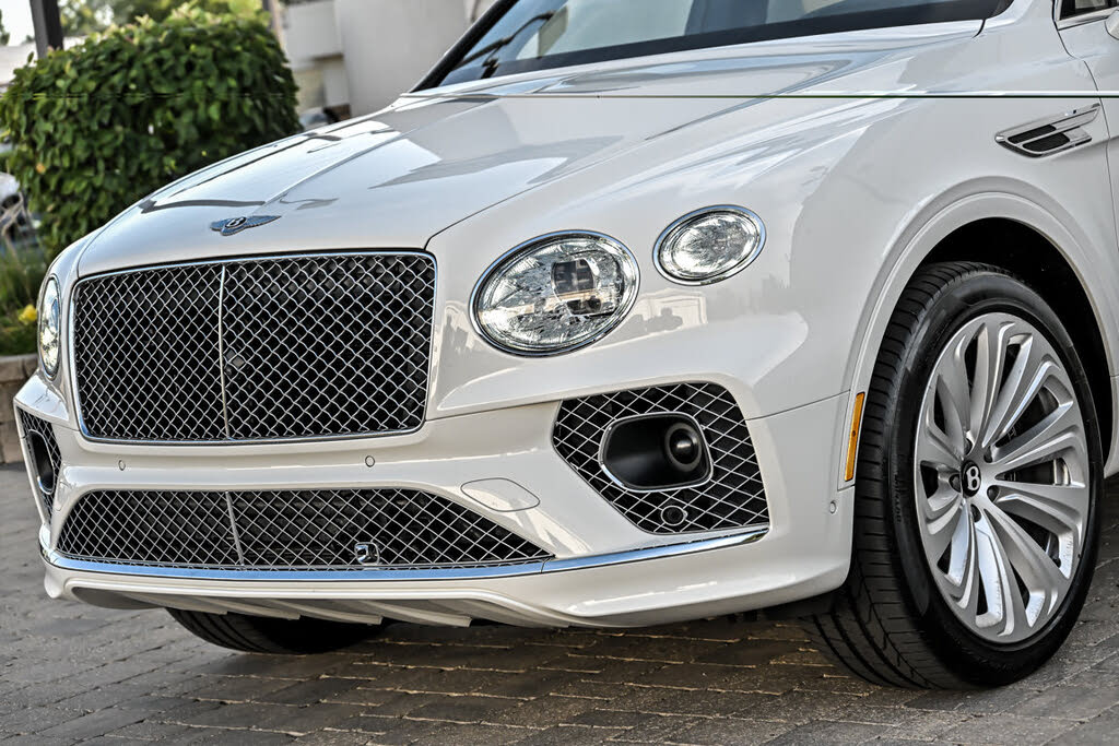 2023 Bentley Bentayga Azure V8 AWD photo 6