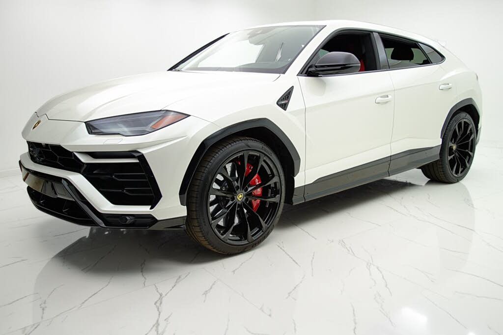 2022 Lamborghini Urus AWD
