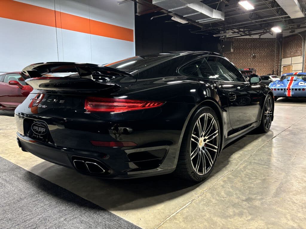 2016 Porsche 911 Turbo Coupe AWD photo 11 of 24