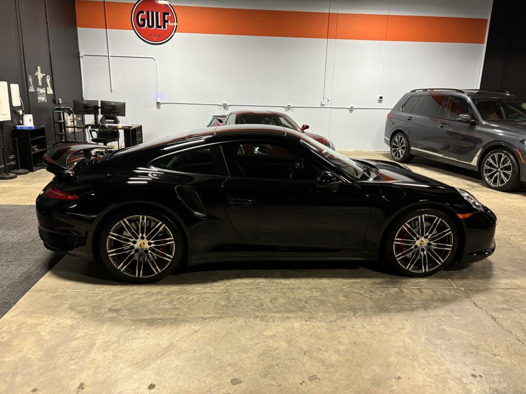 2016 Porsche 911 Turbo Coupe AWD photo 12 of 24