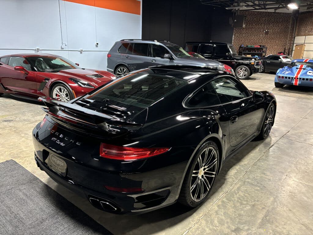 2016 Porsche 911 Turbo Coupe AWD photo 10 of 24
