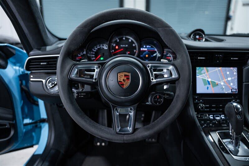 2017 Porsche 911 Turbo S Coupe AWD photo 19 of 24