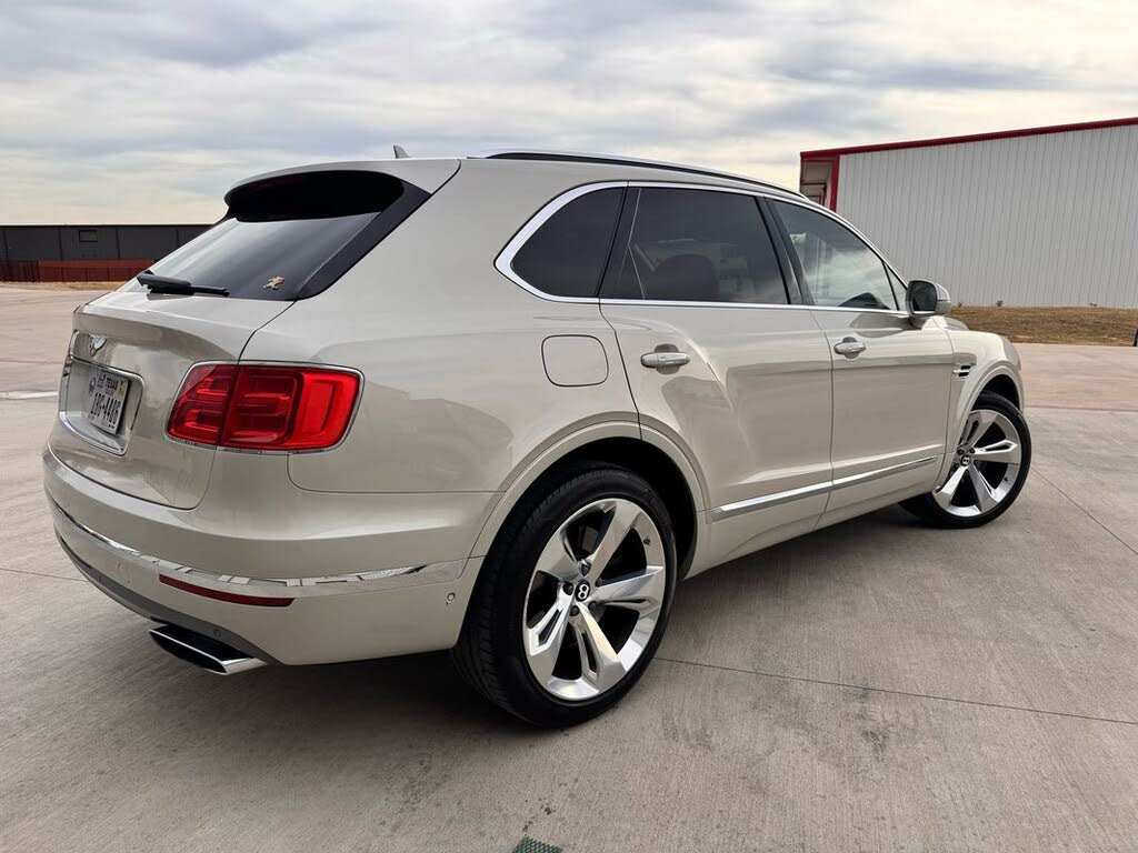 2018 Bentley Bentayga W12 Signature Edition AWD photo 6