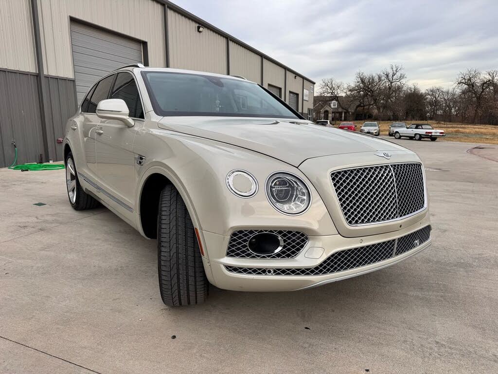 2018 Bentley Bentayga W12 Signature Edition AWD photo 8