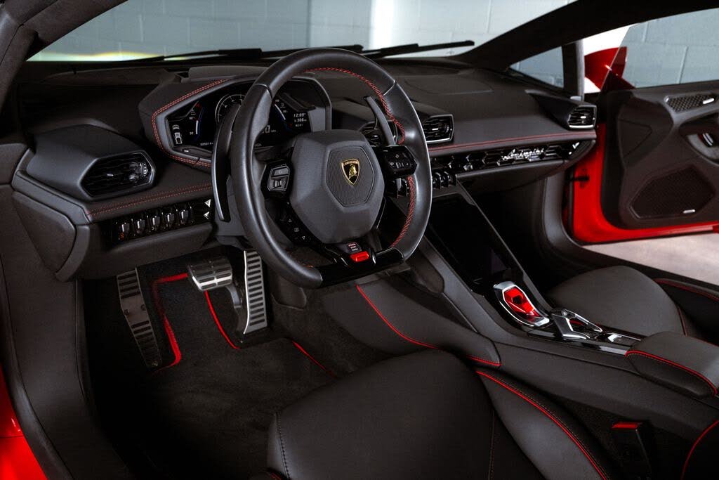 2021 Lamborghini Huracan photo 9