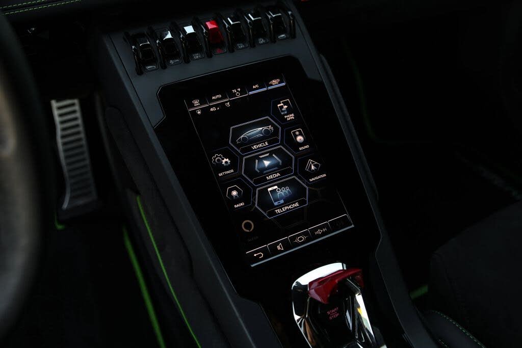 2020 Lamborghini Huracan photo 16