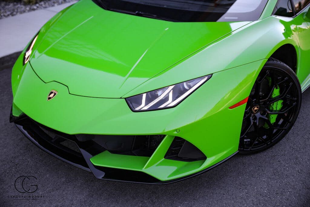 2020 Lamborghini Huracan photo 24