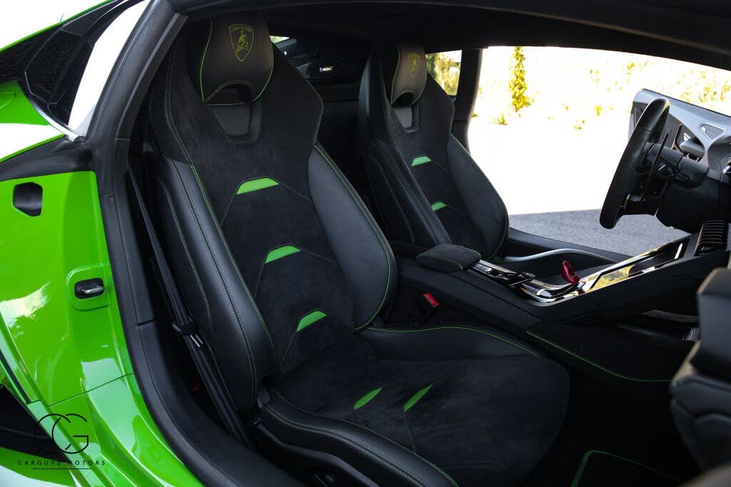 2020 Lamborghini Huracan photo 10