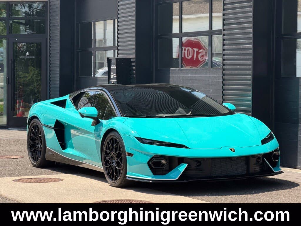 2026 Lamborghini Temerario AWD photo 6