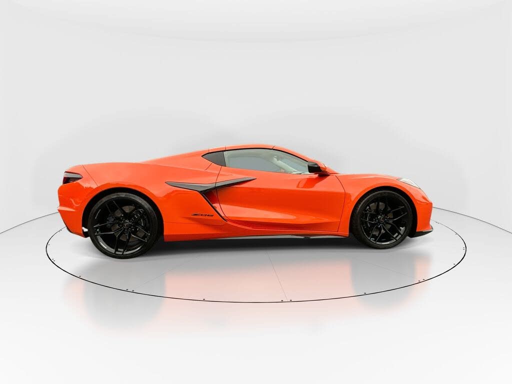 2026 Chevrolet Corvette Z06 3LZ Coupe RWD photo 9