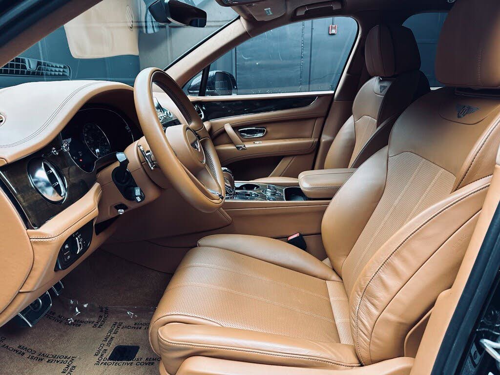 2019 Bentley Bentayga V8 AWD photo 17