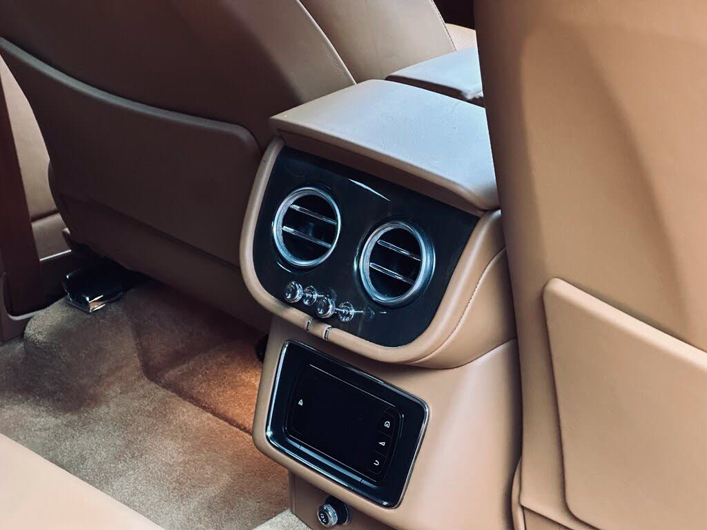 2019 Bentley Bentayga V8 AWD photo 21