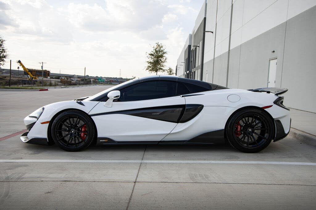 2020 McLaren 600LT Spider RWD photo 11