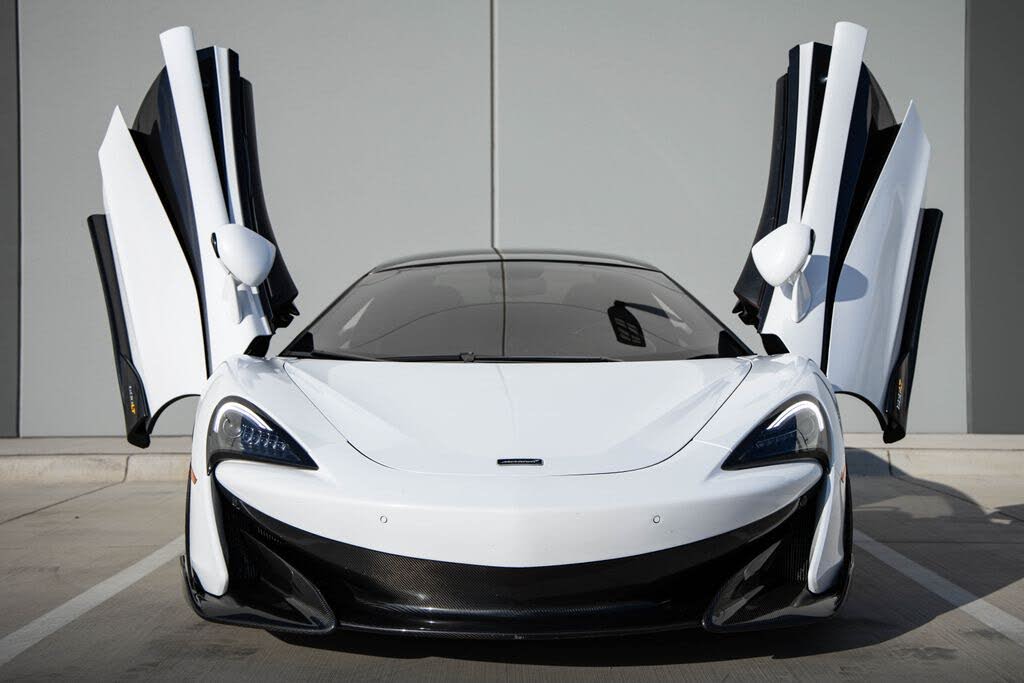 2020 McLaren 600LT Spider RWD photo 4