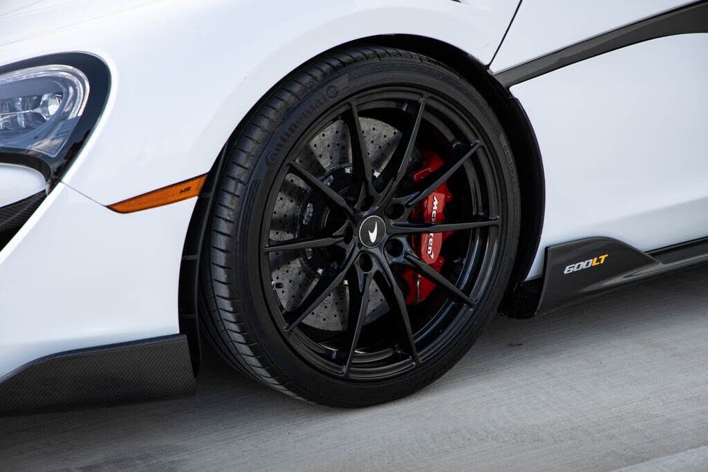2020 McLaren 600LT Spider RWD photo 9
