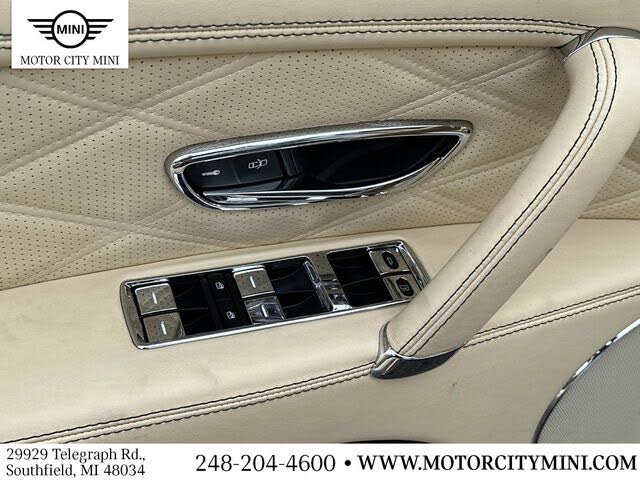 2015 Bentley Flying Spur W12 AWD photo 19