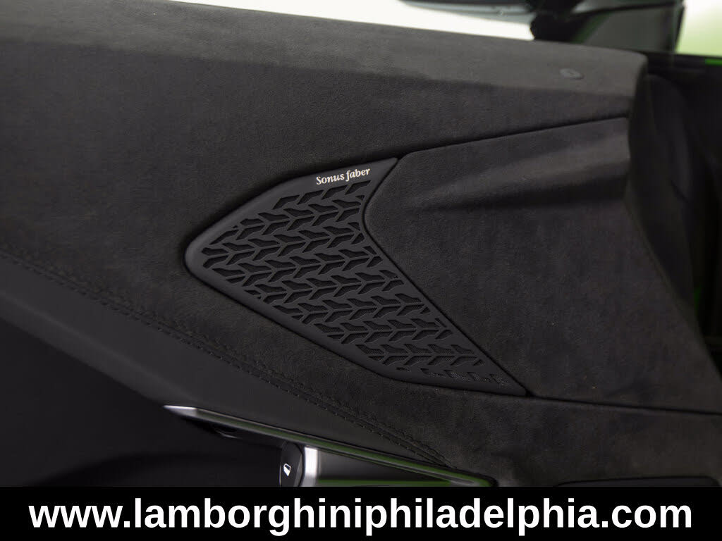 2026 Lamborghini Temerario AWD photo 13