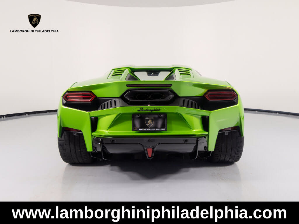 2026 Lamborghini Temerario AWD photo 4
