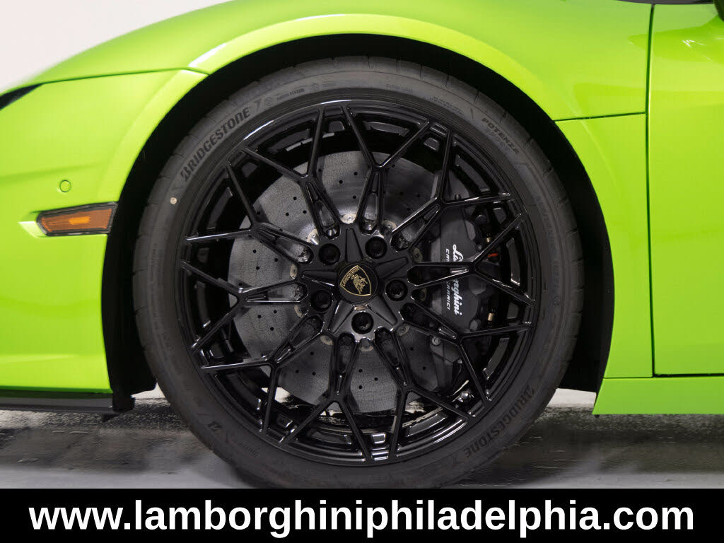 2026 Lamborghini Temerario AWD photo 9