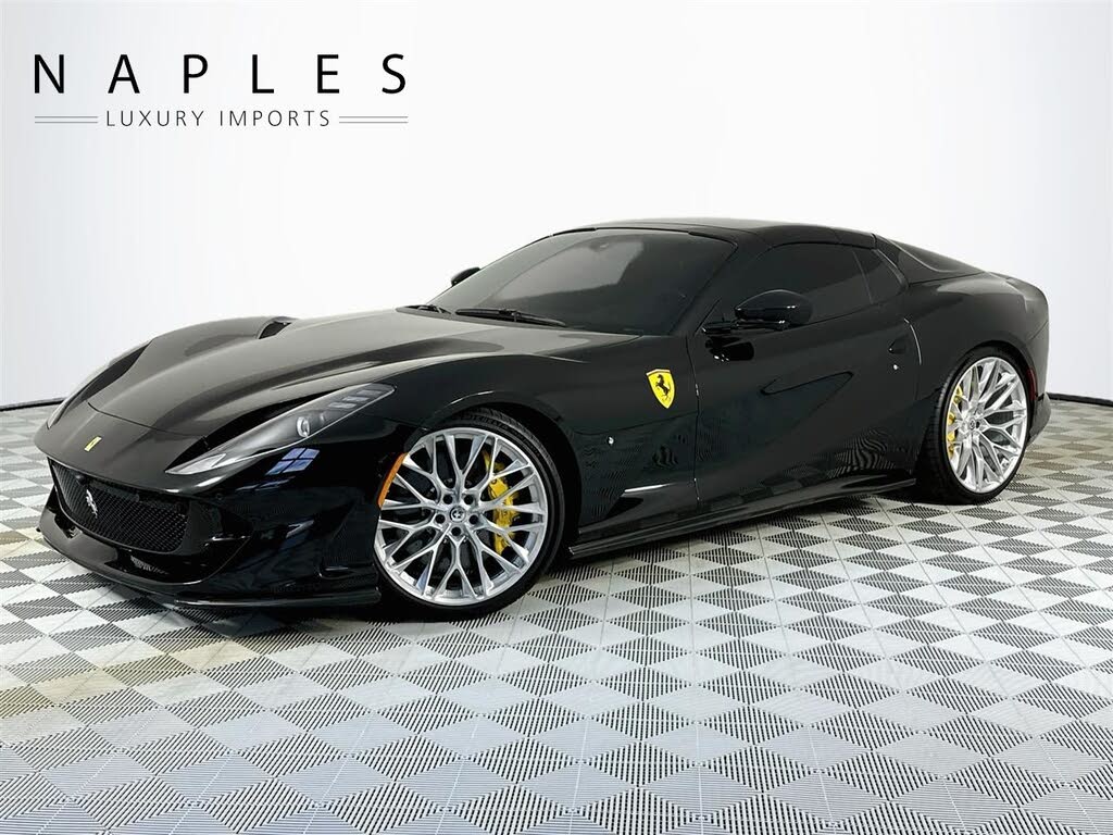 2023 Ferrari 812 GTS Convertible RWD
