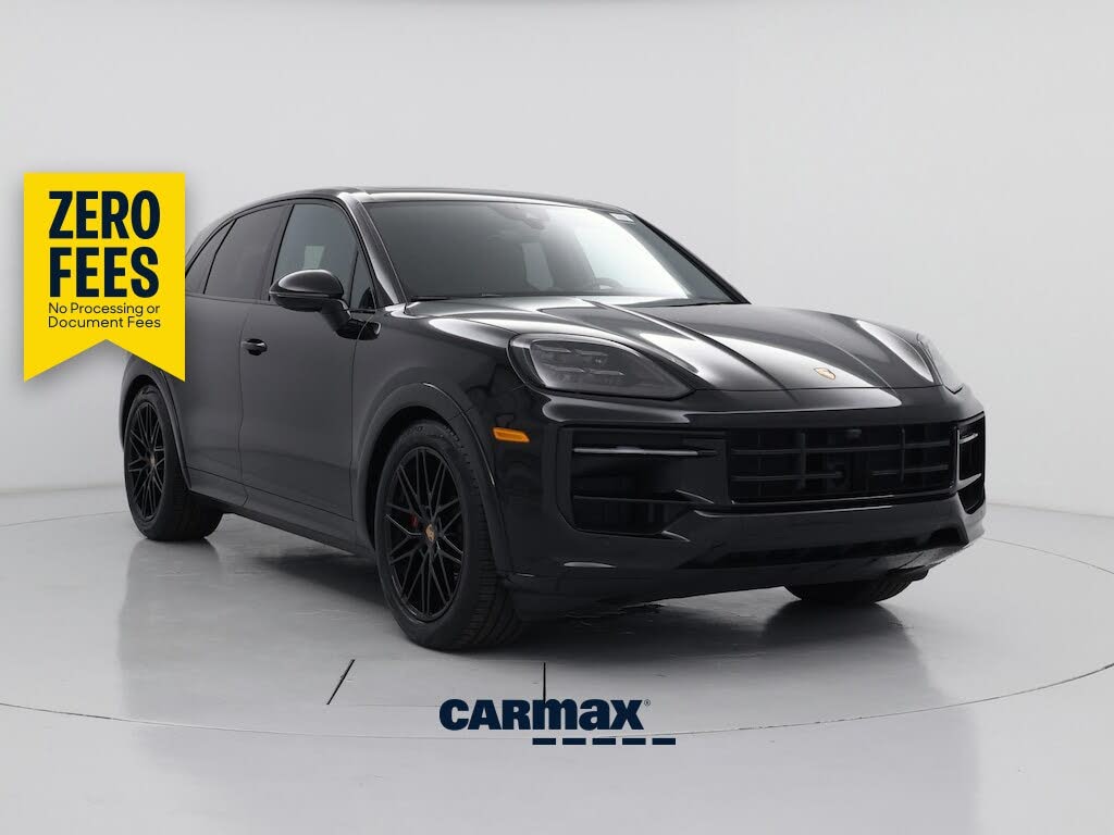 2025 Porsche Cayenne GTS AWD