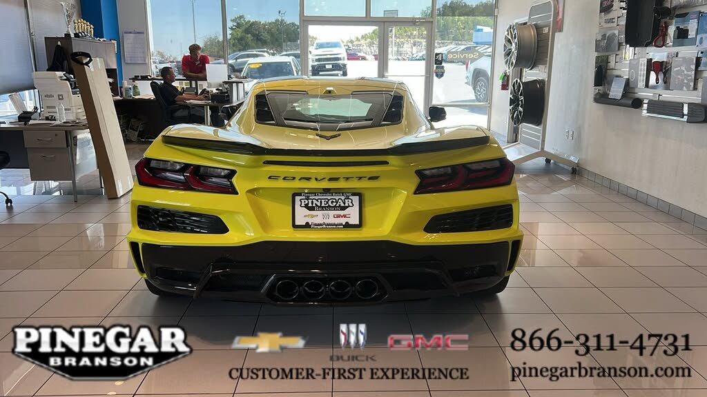 2023 Chevrolet Corvette Z06 2LZ Coupe RWD photo 7