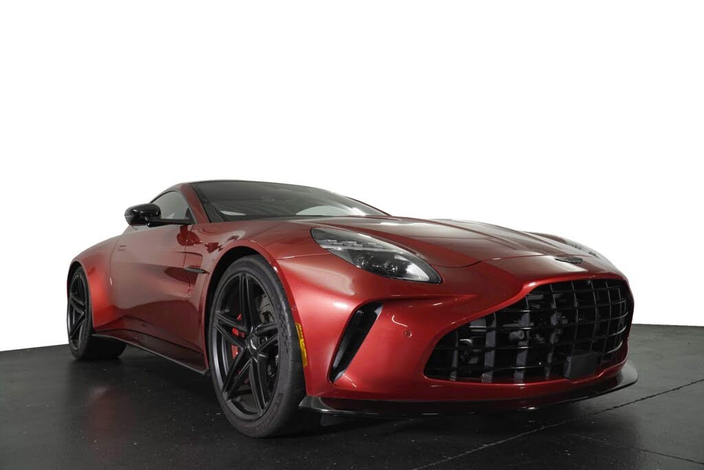 2025 Aston Martin Vantage Coupe RWD photo 11