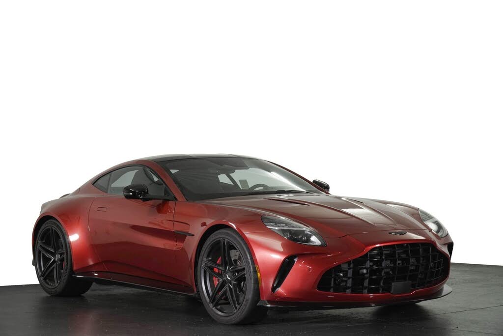 2025 Aston Martin Vantage Coupe RWD photo 21