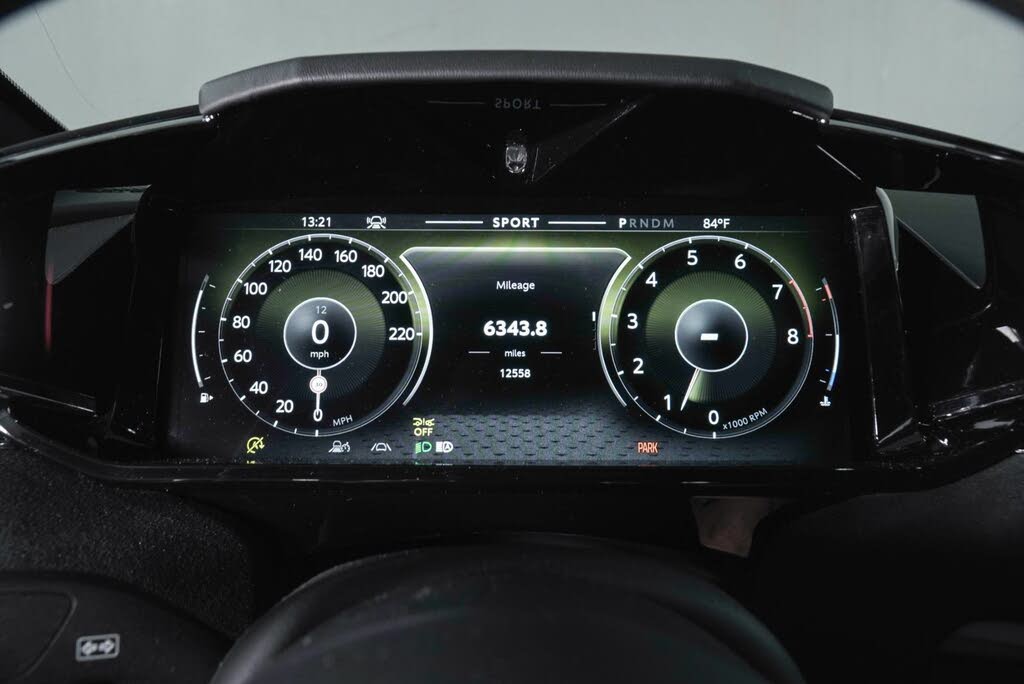 2025 Aston Martin Vantage Coupe RWD photo 5