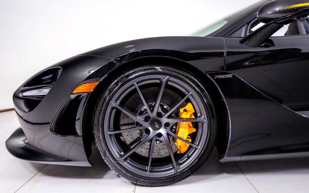 2027 McLaren 750S Spider RWD photo 16