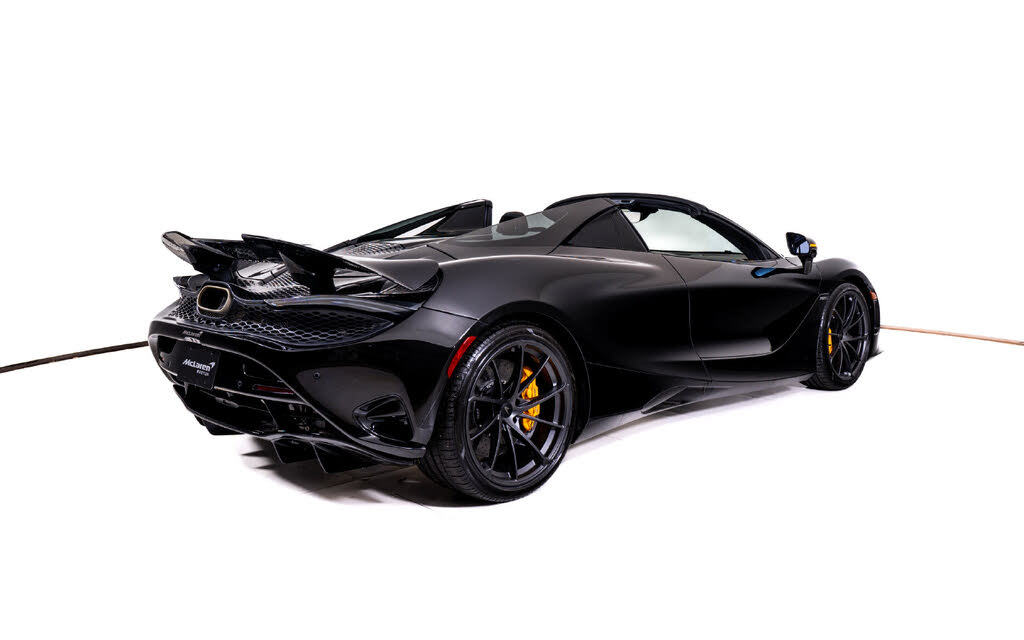 2027 McLaren 750S Spider RWD photo 7
