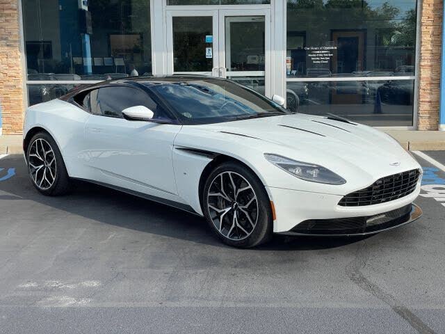 2017 Aston Martin DB11 V12 Coupe RWD