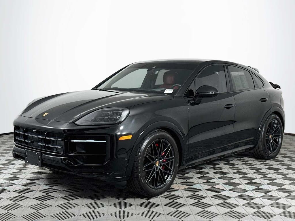 2025 Porsche Cayenne Coupe GTS AWD