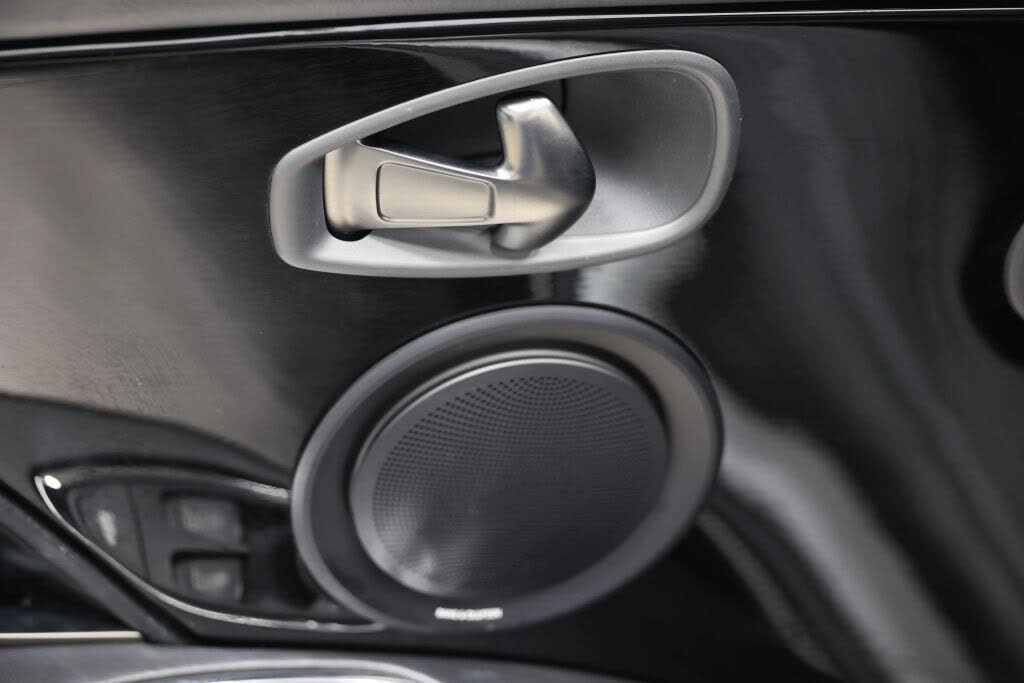 2019 Aston Martin DB11 V8 Volante Convertible RWD photo 13