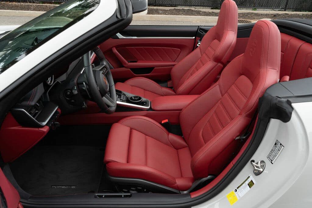 2024 Porsche 911 Turbo Cabriolet AWD photo 20 of 24