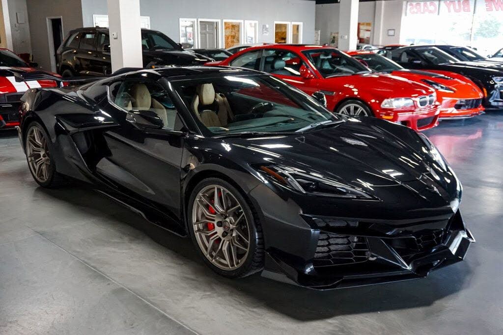 2024 Chevrolet Corvette Z06 3LZ Coupe RWD photo 4